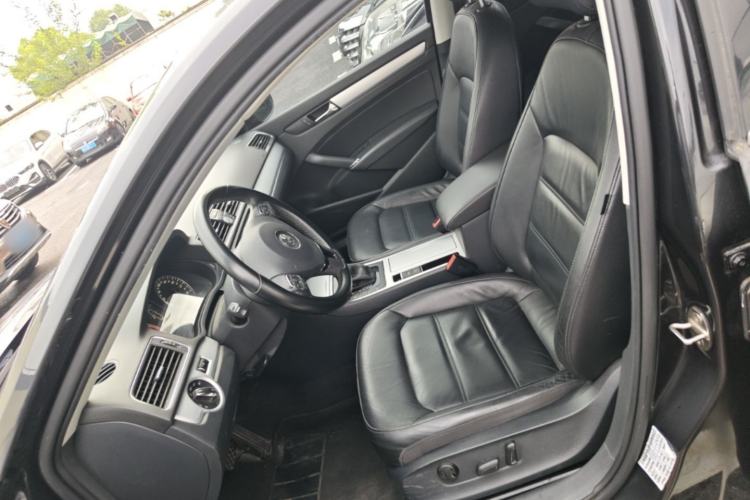 Used Volkswagen Passat 2015 1.8TSI DSG Prestige Edition Left Front Seat