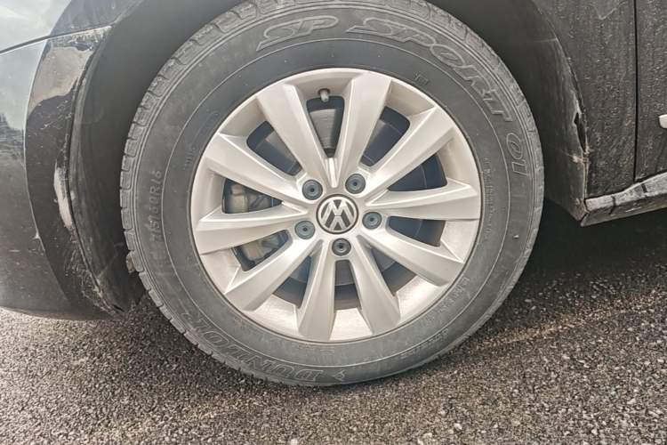 Used Volkswagen Passat 2015 1.4TSI DSG Prestige Edition Left Front Wheel Hub