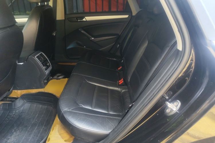 Used Volkswagen Passat 2015 1.4TSI DSG Prestige Edition Left Rear Seat