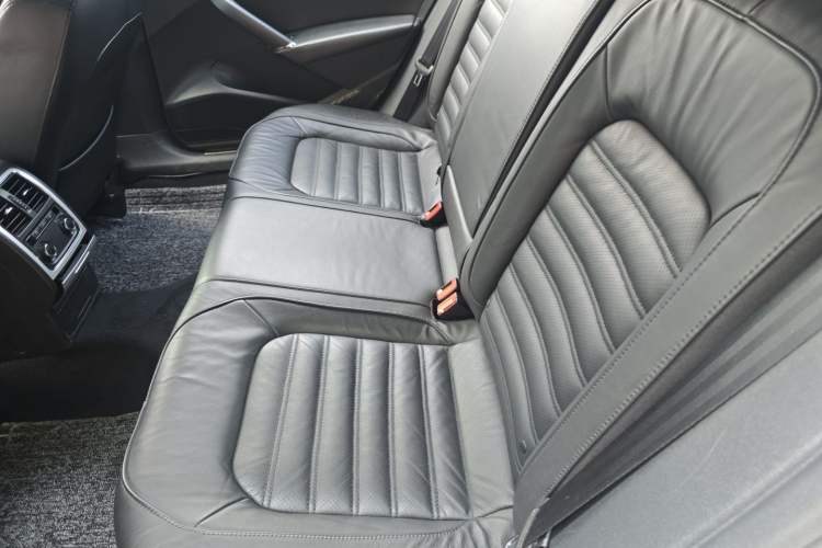 Used Volkswagen Passat 2015 1.8TSI DSG Prestige Edition Left Rear Seat