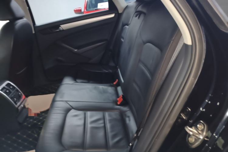 Used Volkswagen Passat 2015 1.8TSI DSG Prestige Edition Left Rear Seat