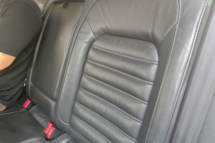 Used Volkswagen Passat 2015 1.8TSI DSG Prestige Edition Left Rear Seat