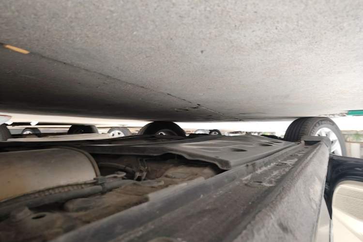 Used Volkswagen Passat 2015 1.8TSI DSG Prestige Edition Left Side Sill