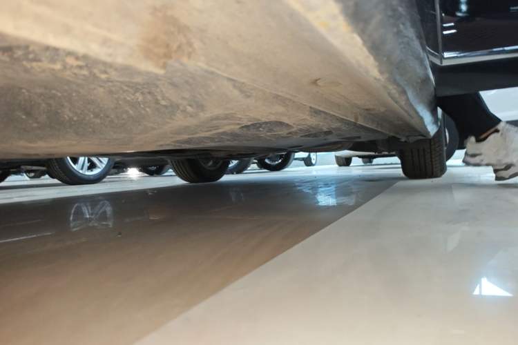 Used Volkswagen Passat 2015 1.8TSI DSG Prestige Edition Left Side Sill