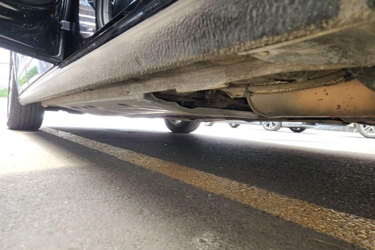 Used Volkswagen Passat 2015 1.8TSI DSG Prestige Edition Left Side Sill