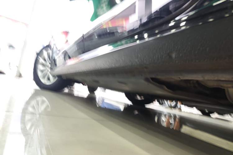 Used Volkswagen Passat 2015 1.8TSI DSG Prestige Edition Left Side Sill