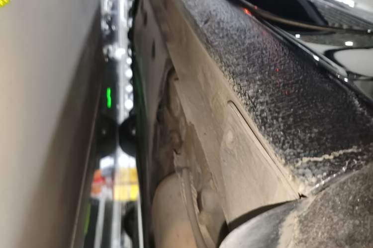 Used Volkswagen Passat 2015 1.8TSI DSG Prestige Edition Left Side Sill