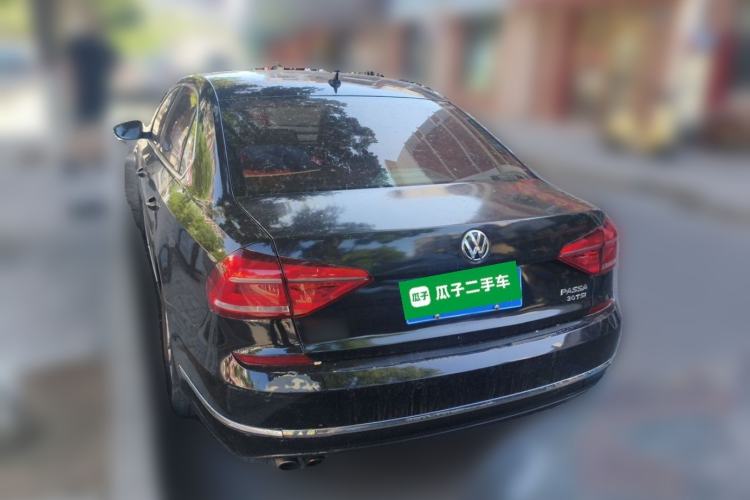 Used Volkswagen Passat 2015 1.8TSI DSG Luxury Edition Rear