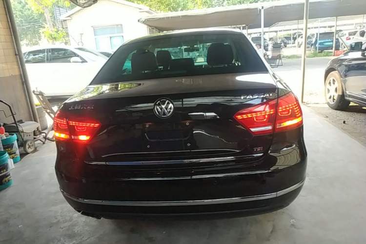 Used Volkswagen Passat 2015 1.8TSI DSG Prestige Edition Rear