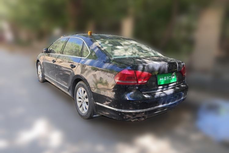 Used Volkswagen Passat 2015 1.8TSI DSG Prestige Edition Rear Left 45 Deg