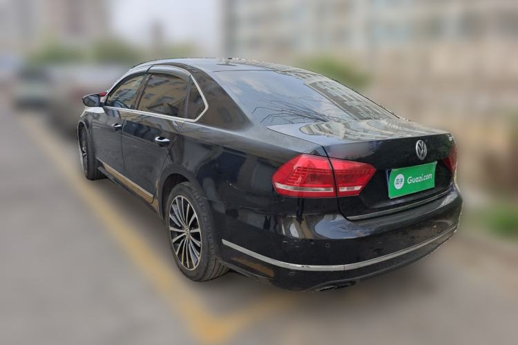 Used Volkswagen Passat 2015 1.8TSI DSG Prestige Edition Rear Left 45 Deg