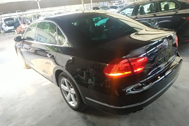 Used Volkswagen Passat 2015 1.8TSI DSG Prestige Edition Rear Left 45 Deg