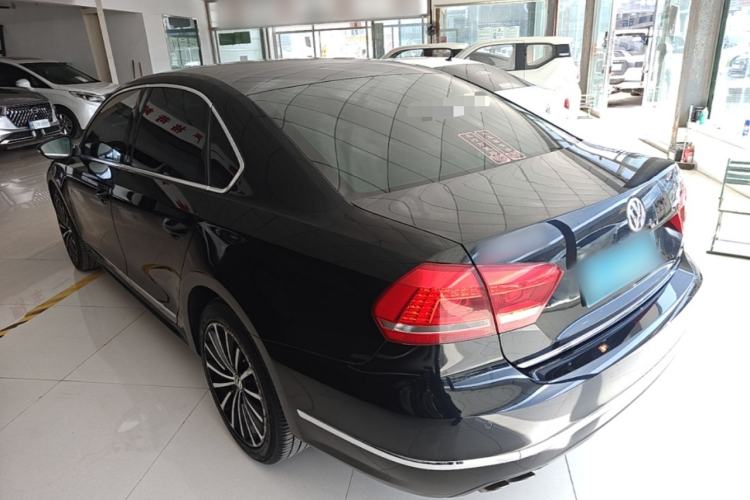 Used Volkswagen Passat 2015 1.8TSI DSG Prestige Edition Rear Left 45 Deg