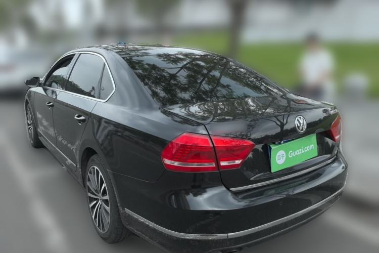 Used Volkswagen Passat 2015 1.8TSI DSG Prestige Edition Rear Left 45 Deg
