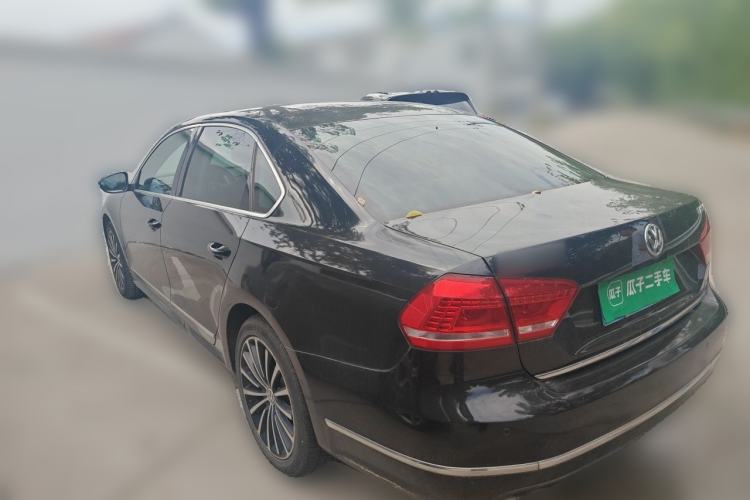 Used Volkswagen Passat 2015 1.8TSI DSG Prestige Edition Rear Left 45 Deg