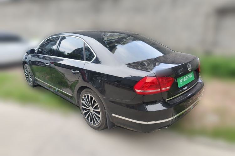 Used Volkswagen Passat 2015 1.8TSI DSG Prestige Edition Rear Left 45 Deg