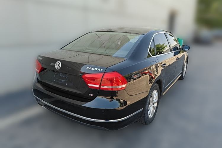 Used Volkswagen Passat 2015 1.8TSI DSG Prestige Edition Rear Right 45 Deg