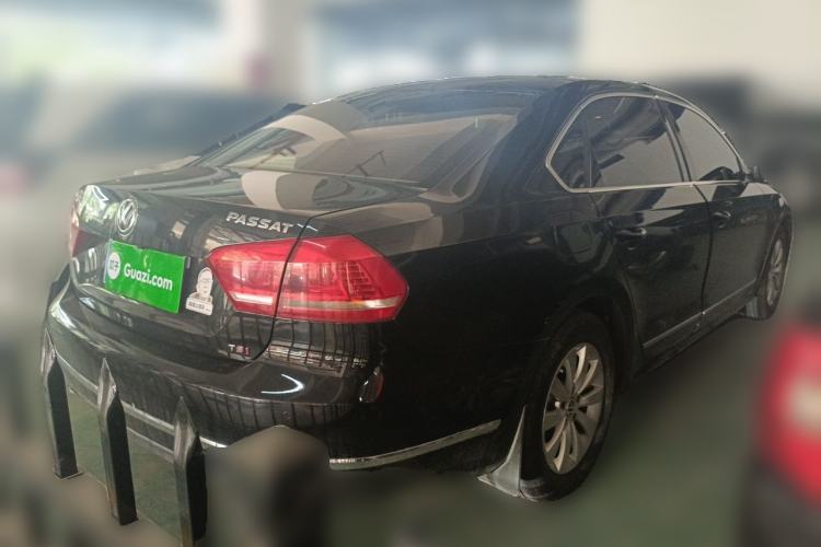 Used Volkswagen Passat 2015 1.8TSI DSG Prestige Edition Rear Right 45 Deg