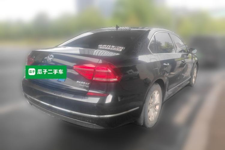 Used Volkswagen Passat 2015 1.8TSI DSG Luxury Edition Rear Right 45 Deg