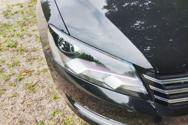 Used Volkswagen Passat 2015 1.8TSI DSG Prestige Edition Right Front Headlight