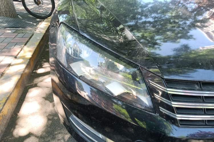 Used Volkswagen Passat 2015 1.8TSI DSG Prestige Edition Right Front Headlight