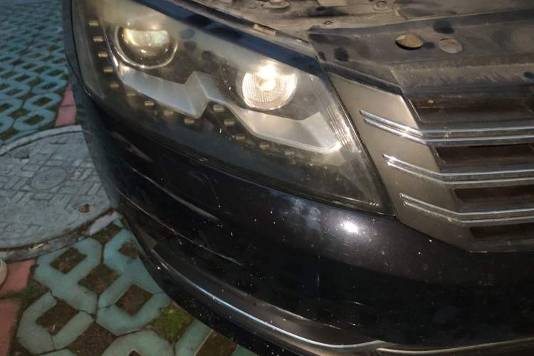 Used Volkswagen Passat 2015 1.8TSI DSG Prestige Edition Right Front Headlight