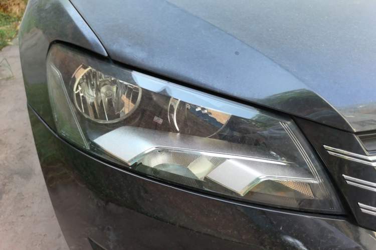 Used Volkswagen Passat 2015 1.4TSI DSG Prestige Edition Right Front Headlight