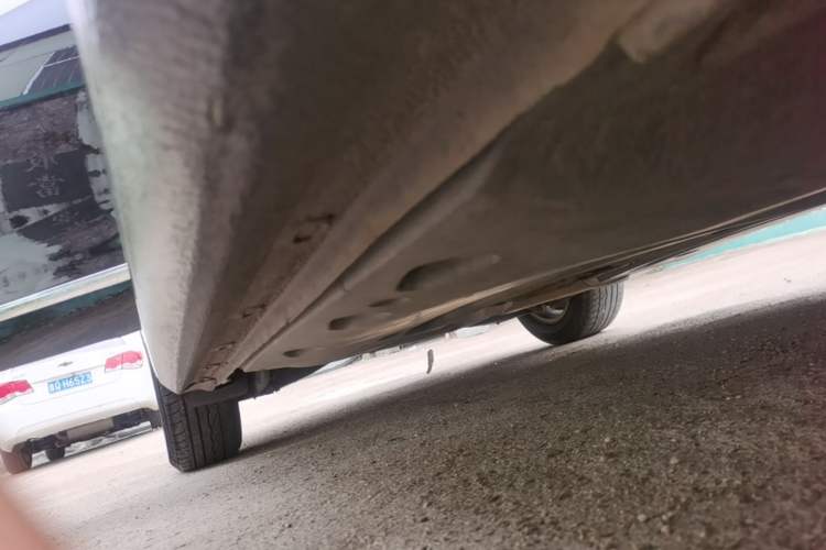Used Volkswagen Passat 2015 1.8TSI DSG Prestige Edition Right Side Sill