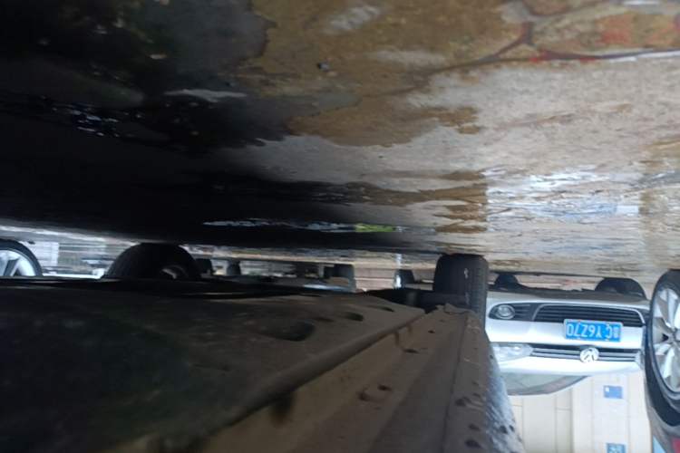 Used Volkswagen Passat 2015 1.8TSI DSG Prestige Edition Right Side Sill