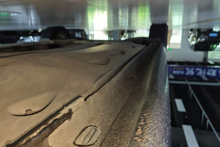Used Volkswagen Passat 2015 1.8TSI DSG Prestige Edition Right Side Sill