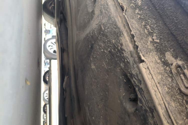 Used Volkswagen Passat 2015 1.8TSI DSG Prestige Edition Right Side Sill
