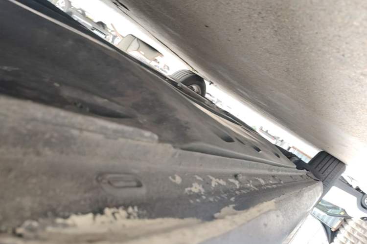 Used Volkswagen Passat 2015 1.8TSI DSG Prestige Edition Right Side Sill