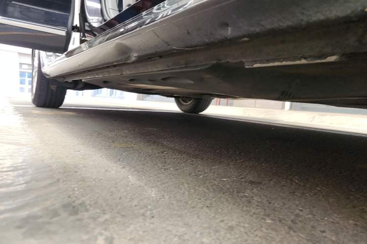 Used Volkswagen Passat 2015 1.8TSI DSG Prestige Edition Right Side Sill