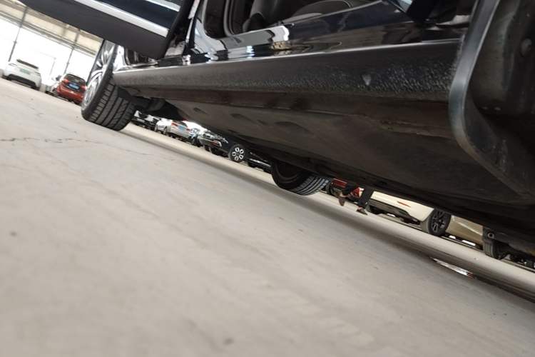 Used Volkswagen Passat 2015 1.8TSI DSG Prestige Edition Right Side Sill