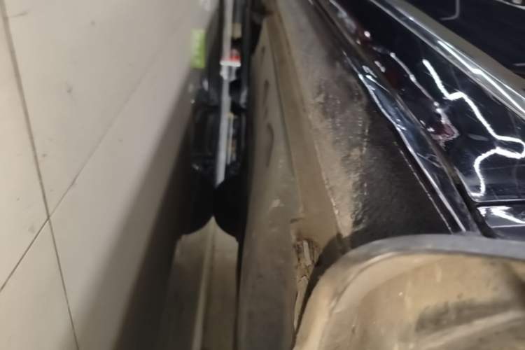 Used Volkswagen Passat 2015 1.8TSI DSG Prestige Edition Right Side Sill