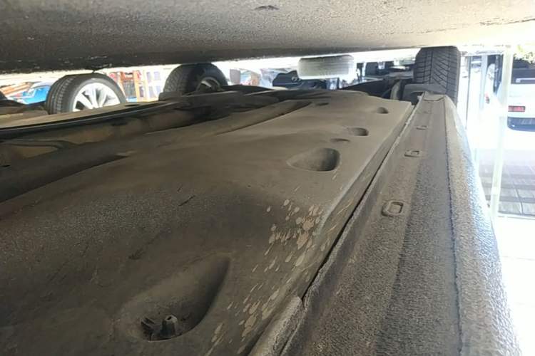 Used Volkswagen Passat 2015 1.8TSI DSG Prestige Edition Right Side Sill