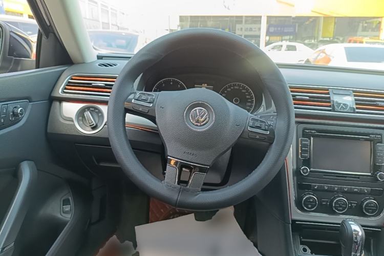 Used Volkswagen Passat 2015 2.0 TSI DSG Prestige Edition Steering Wheel