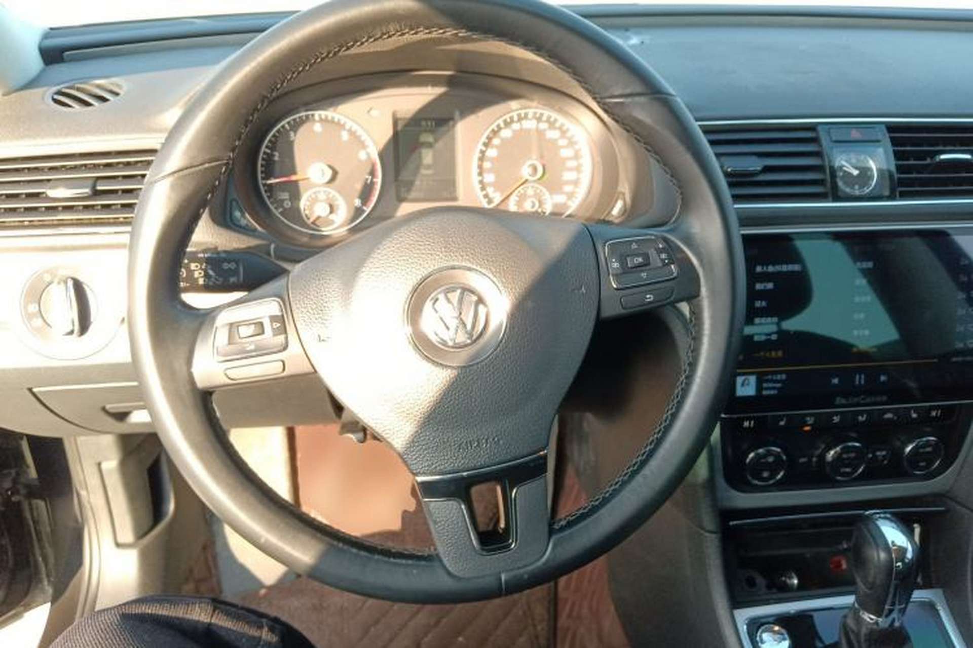 Used Volkswagen Passat 2015 1.8TSI DSG Prestige Edition Steering Wheel