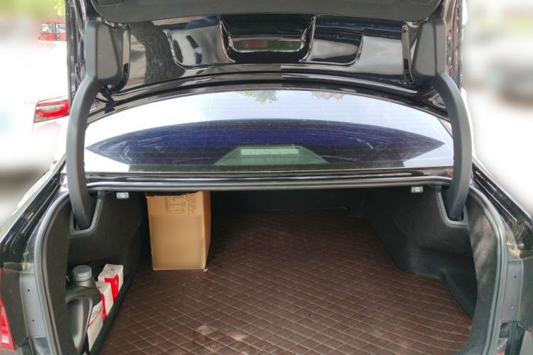 Used Volkswagen Passat 2015 1.8TSI Automatic Prestige Edition Trunk