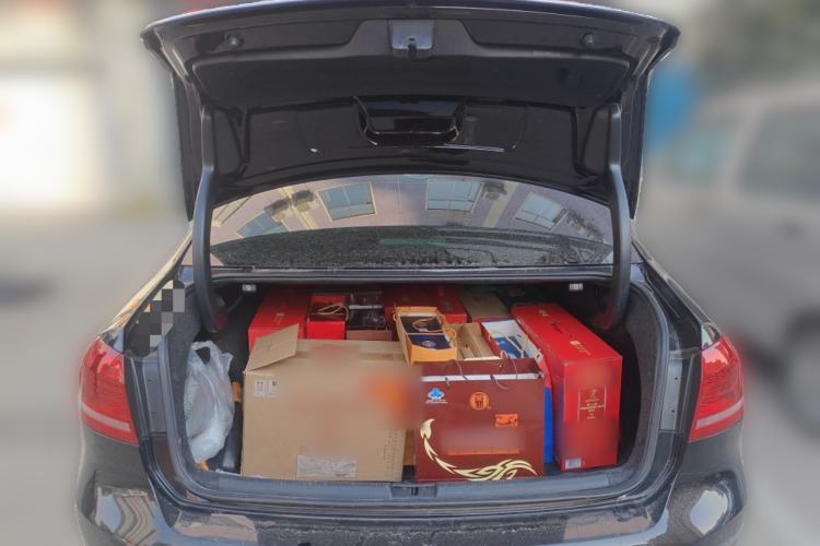 Used Volkswagen Passat 2015 1.8TSI DSG Ultimate Edition Trunk