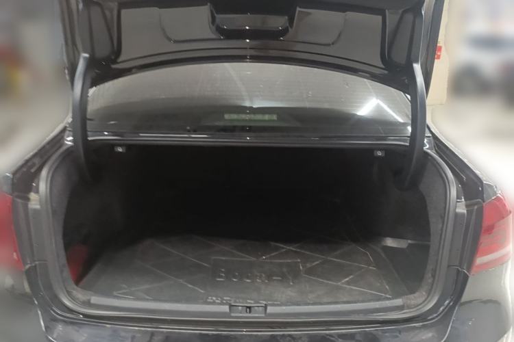 Used Volkswagen Passat 2015 1.8TSI DSG Prestige Edition Trunk
