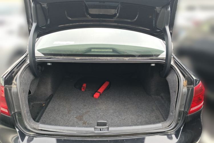 Used Volkswagen Passat 2015 1.8TSI DSG Prestige Edition Trunk