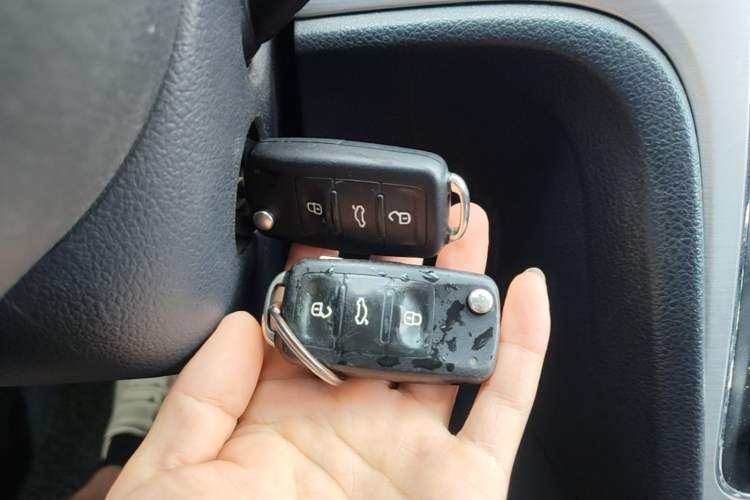 Used Volkswagen Passat 2015 1.8TSI DSG Prestige Edition Vehicle Key