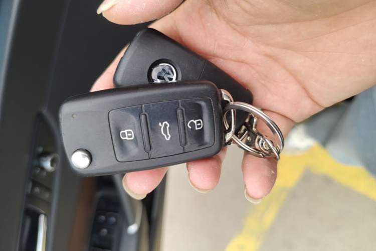 Used Volkswagen Passat 2015 1.8TSI DSG Prestige Edition Vehicle Key