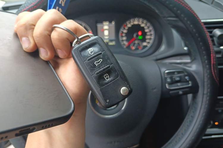 Used Volkswagen Passat 2015 1.8TSI DSG Prestige Edition Vehicle Key