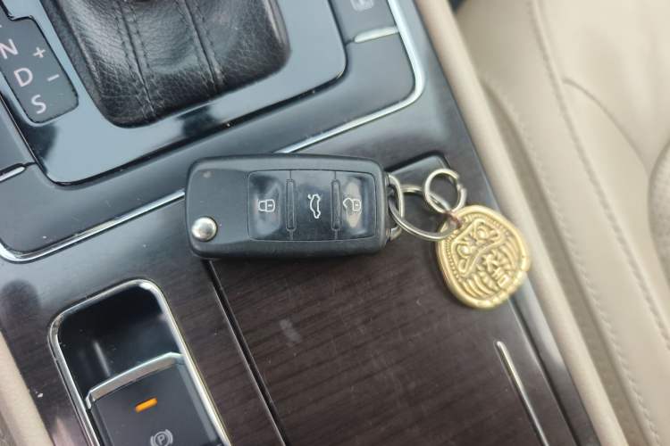 Used Volkswagen Passat 2015 1.8TSI DSG Prestige Edition Vehicle Key