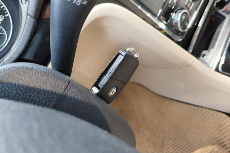 Used Volkswagen Passat 2015 1.8TSI DSG Prestige Edition Vehicle Key