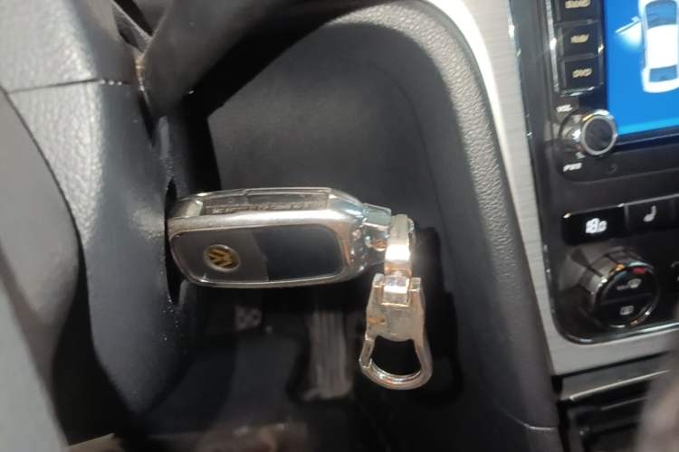 Used Volkswagen Passat 2015 1.8TSI DSG Prestige Edition Vehicle Key