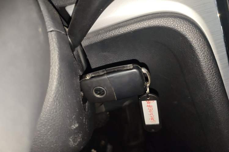 Used Volkswagen Passat 2015 1.8TSI DSG Prestige Edition Vehicle Key
