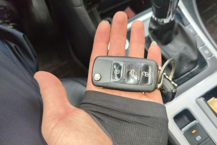 Used Volkswagen Passat 2015 1.8TSI DSG Prestige Edition Vehicle Key
